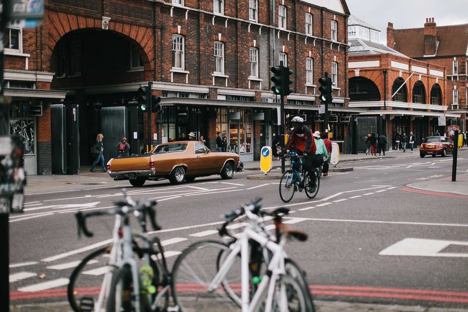 10 practical tips for tackling your commuting by bike
