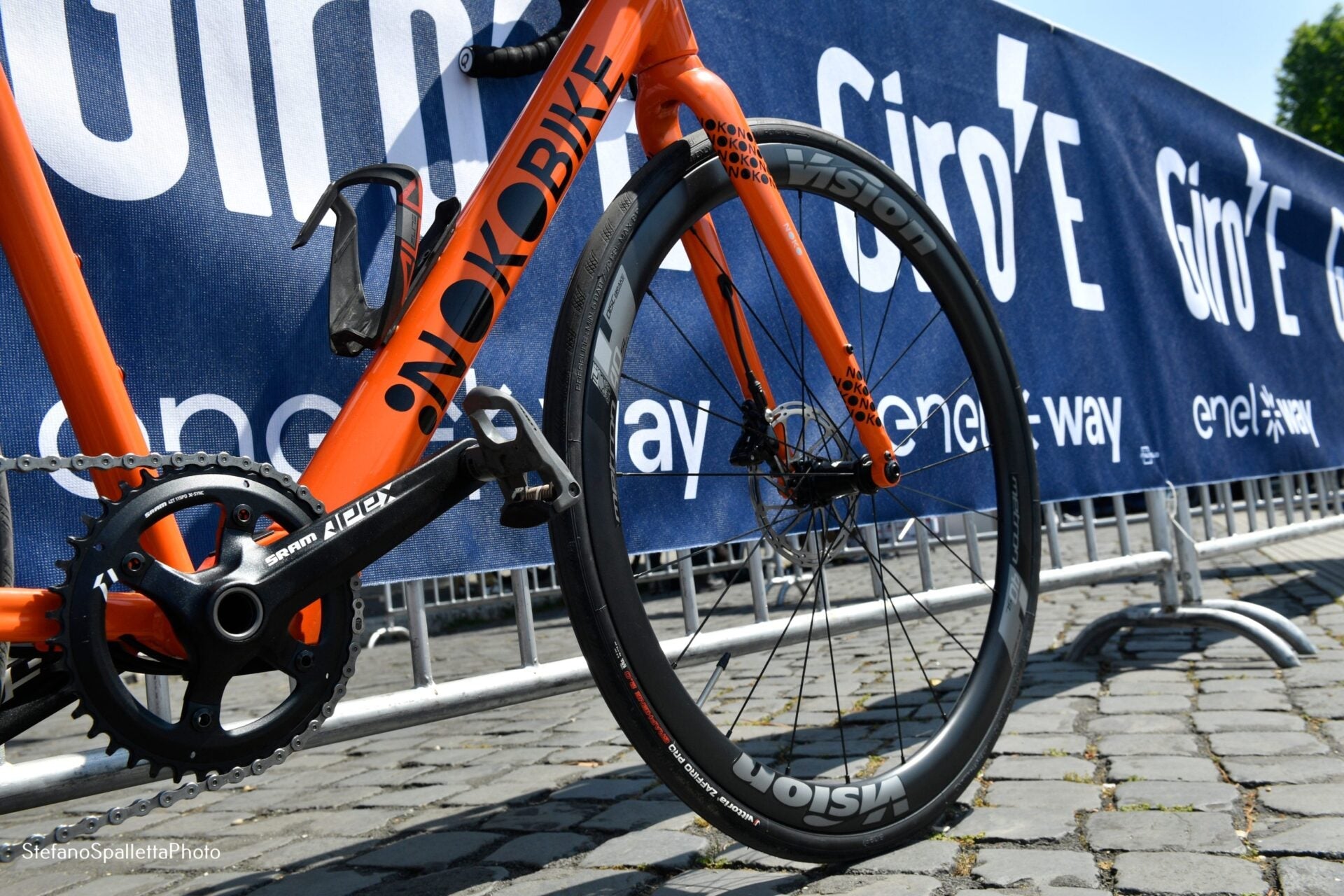 NOKO at Giro-e 2023: an exciting experience with Athletica Vaticana in the final stage in Rome