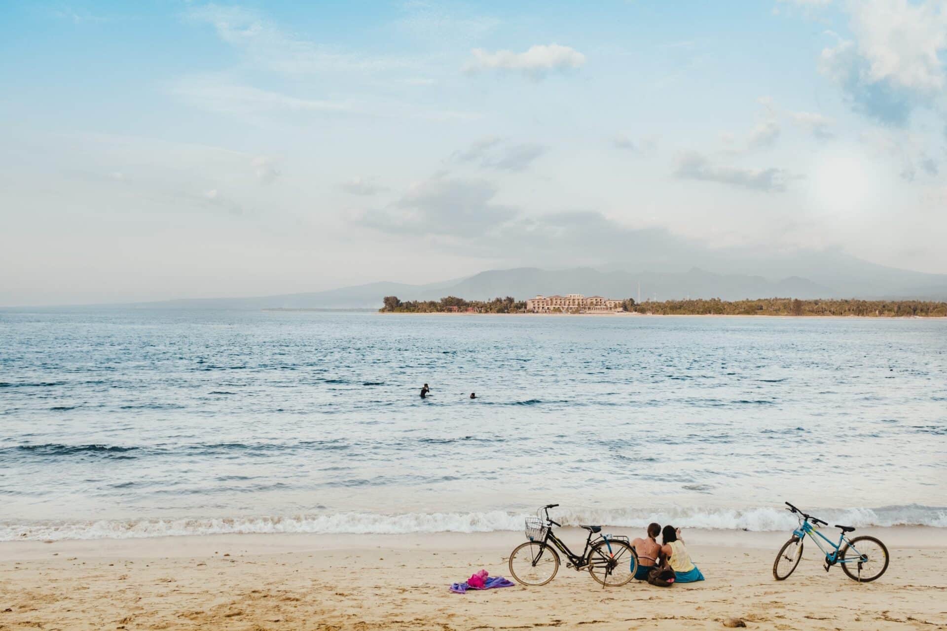 Cycling on an E-Bike During the Summer: Discover the Benefits for Your Well-being and Outdoor Fun